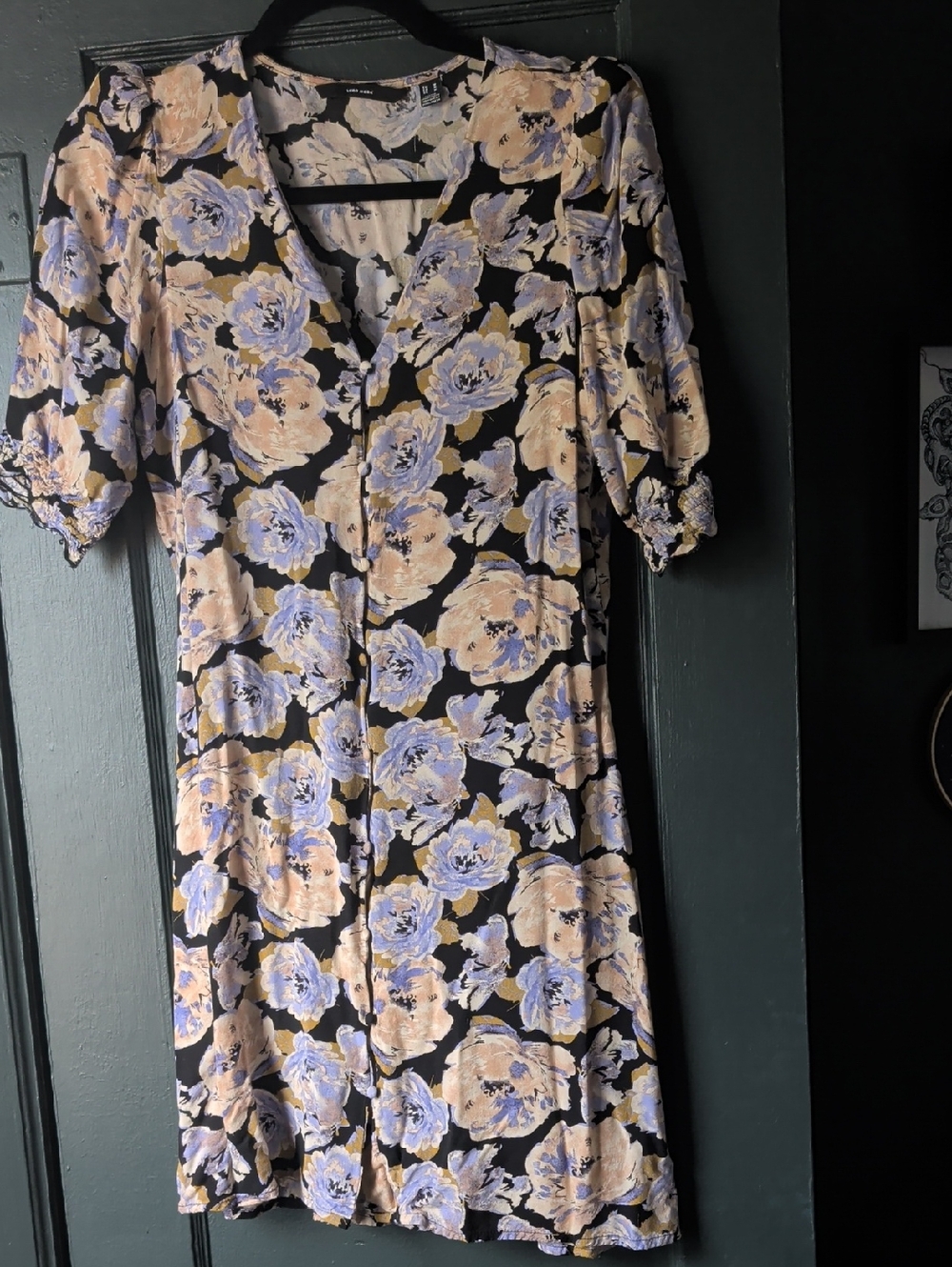Vero moda Floral Button-Front Women’s Dress in Black, Lavender & Cream